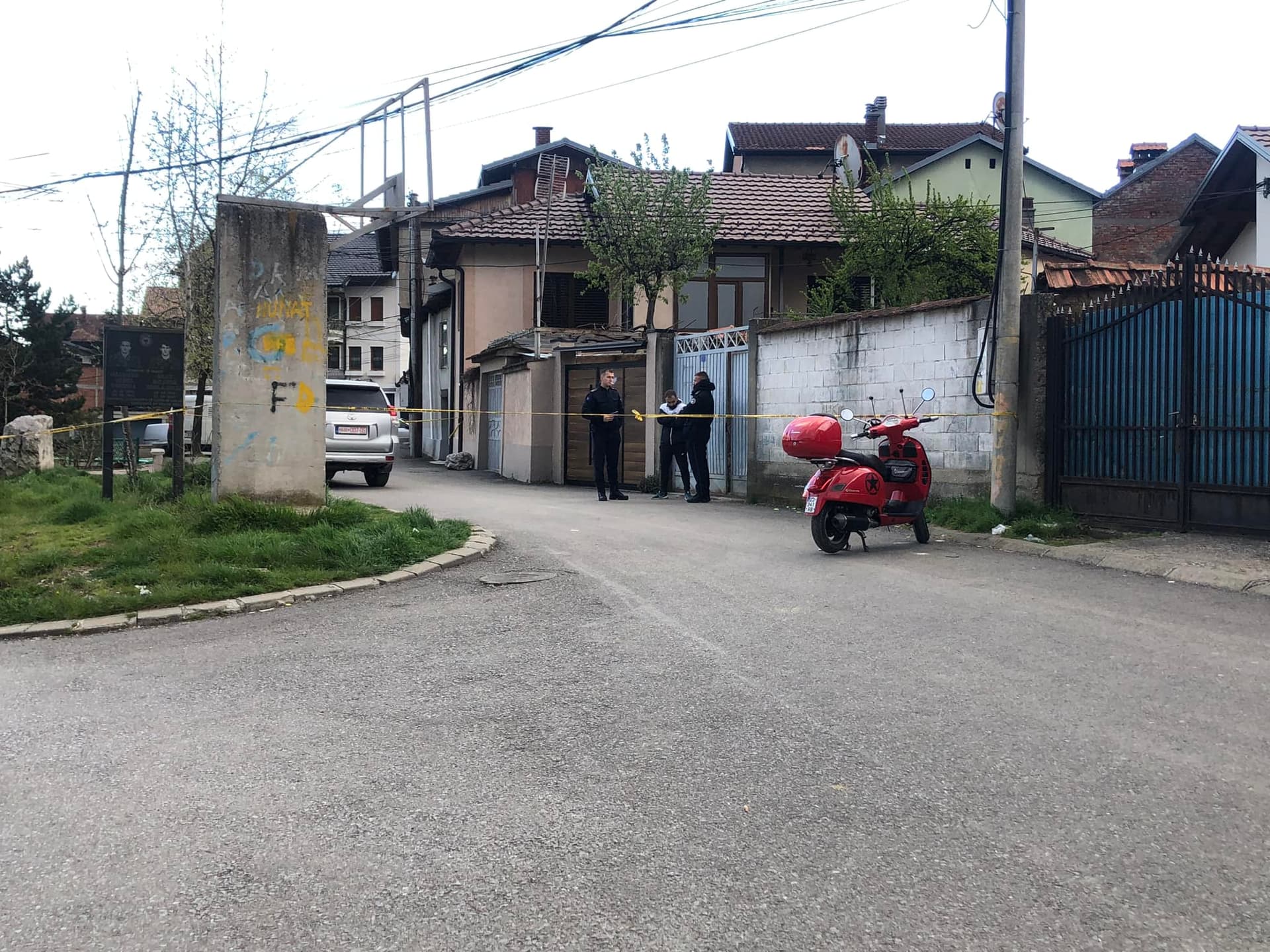 Nëna u vra nga djali i saj: Gjithçka që dihet deri më tani për krimin makabër në Pejë
