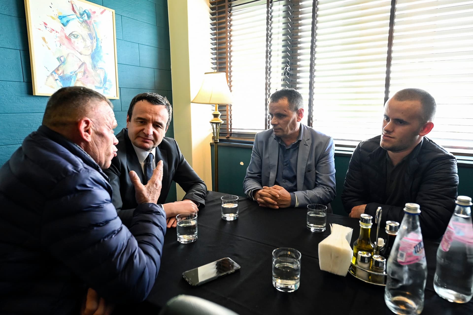 Kurti takoi sot në Drenas dy shokët e tij të burgut