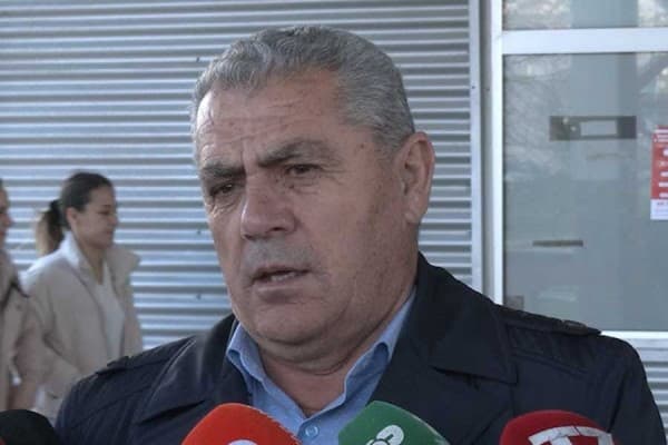 ​Gjyshi i njërit nga nxënësit e lënduar te “Faik Konica”: Ka tentuar ta nxjerr shokun nga trafo