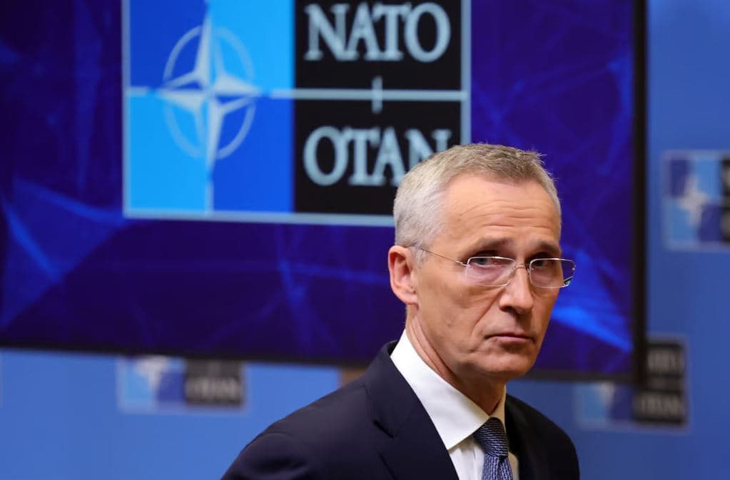 Stoltenberg, thirrje për uljen e tensioneve mes Kosovës dhe Serbi