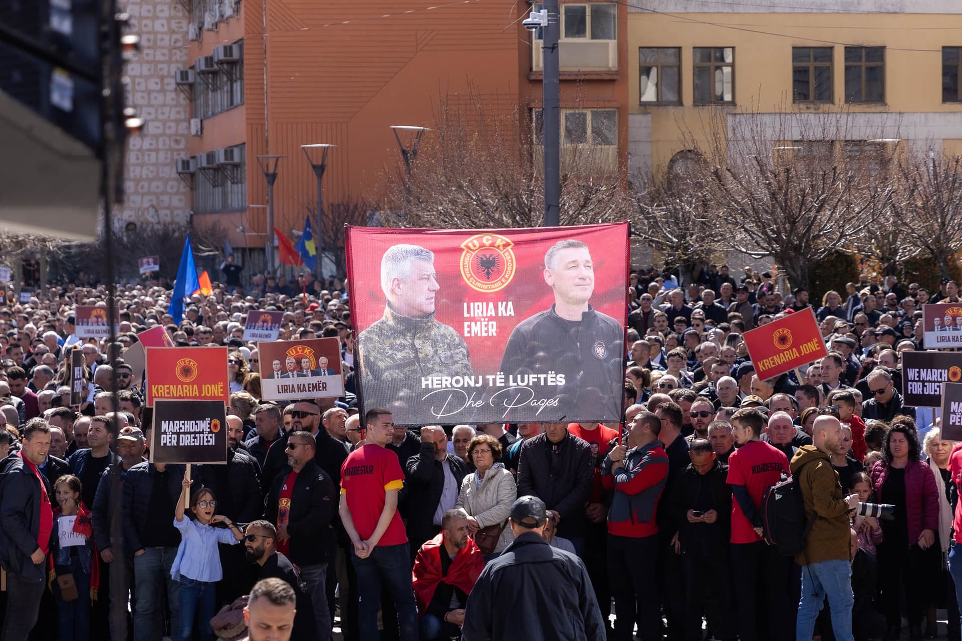 Mediat ndërkombëtare raportojnë për Marshin për Drejtësi