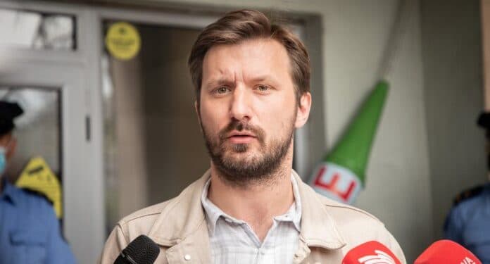 Aplikimi për BE simbolik – procesi mund të zgjasë 30 vjet, ish-kolegët thonë se Kurti po fokusohet veç në dialog