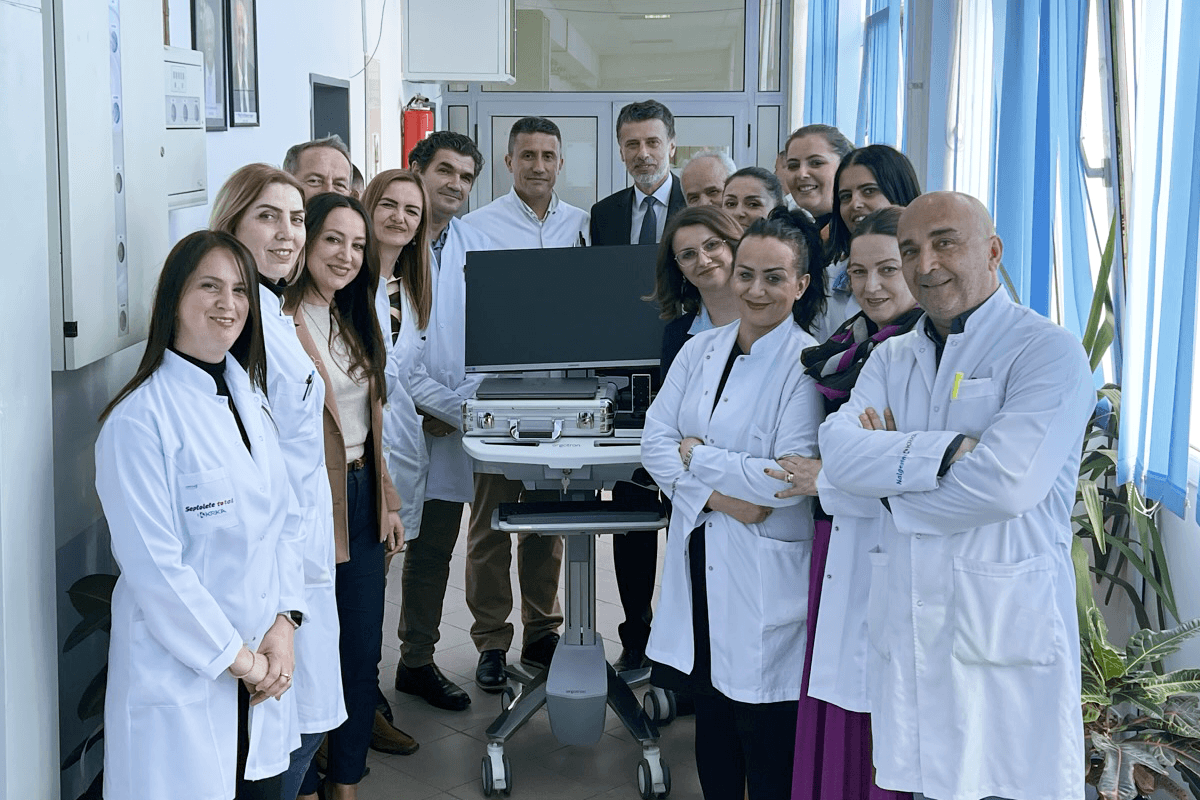 NLB Banka dhuron pajisje mjekësore në Klinikën e Pediatrisë dhe Klinikën e Reumatologjisë