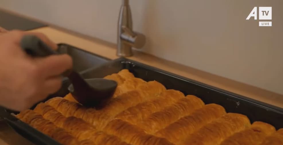Mësoni si përgatitet Bakllavaja