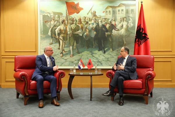 ​Begaj takoi ministrin e Jashtëm të Kroacisë, temë diskutimi edhe Kosova