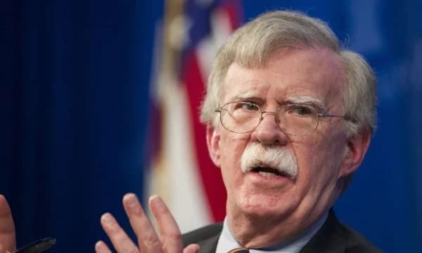 Bolton: Kina është një kërcënim global