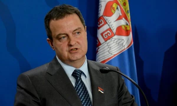 Pavarësisht pasojave, Daçiq thotë se Serbia e zbaton planin evropian deri në pikën ku kalohen vijat e kuqe
