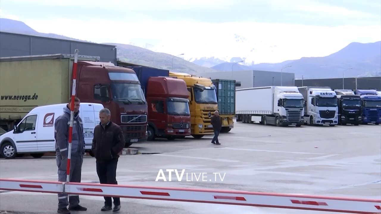Kompanitë importuese ankohen për procedura të vështira të importit