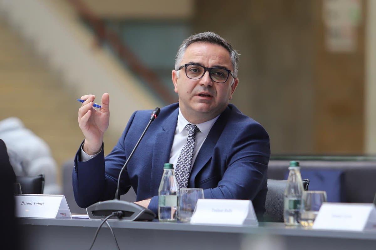 AAK: Serbia s’mund të vendos kushte, qeveria duhet të jetë e kujdesshme