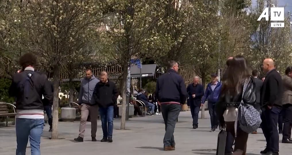 Kosovës nuk po i lagohet “kriza” ekonomike