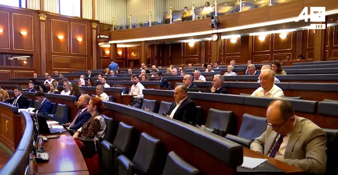 Kuvendi nisi punën “mbrapsht” dhe e përfundoi “dobët” për vitin 2022