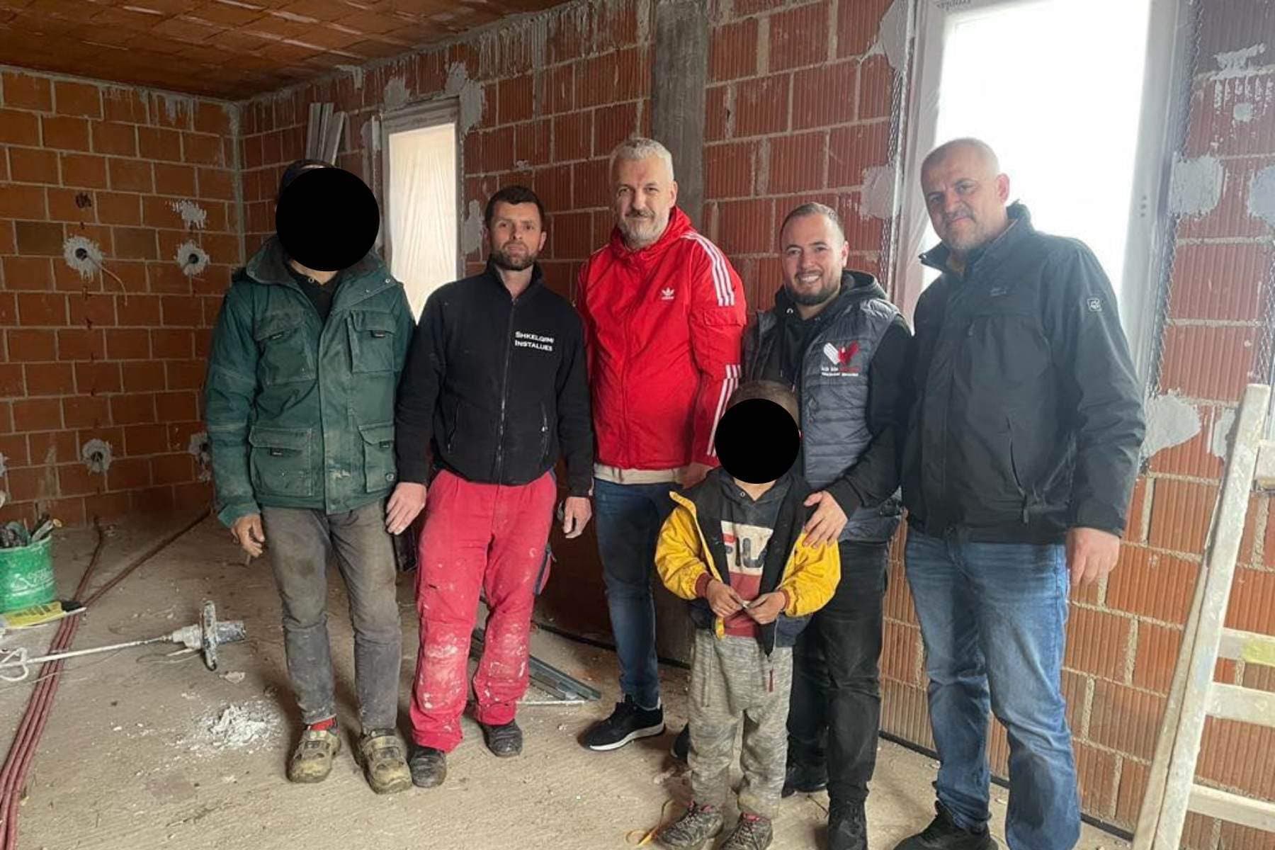 Gjest human për Ramazan/ Mërgimtarët nga Gjermania do t’i ndërtojnë shtëpinë një familje në nevojë nga Prishtina