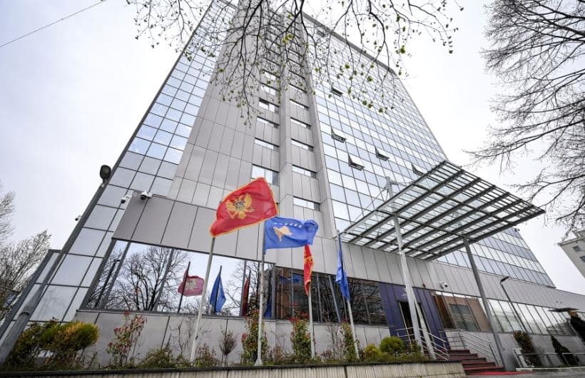 Ndikimi serbo-rus në Mal të Zi, në Komunën e Zetës iniciohet deklarata për tërheqjen e njohjes së Kosovës