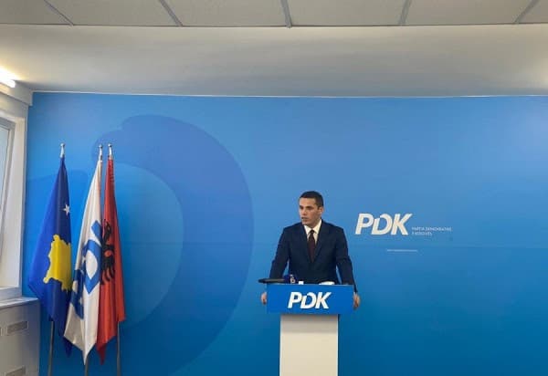 ​PDK: Qeveria e emëroi dhe po e mban kundërligjshëm në detyrë Kryeinspektorin e Punës