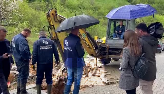 KRU-Prishtina fillon shkyçjen nga rrjeti i ujësjellësit të konsumatorëve borxhlinj dhe atyre që kanë bërë kyçje ilegale