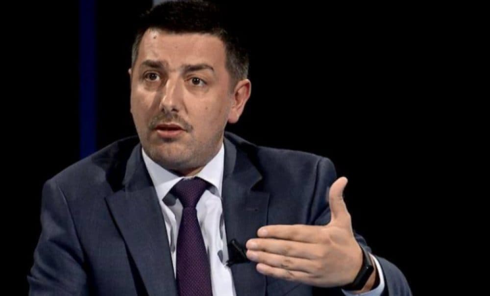 Syla reagon me një status: S’e di nëse ishte e porositur, kam pësuar lëndime të rënda në kokë dhe në dorë