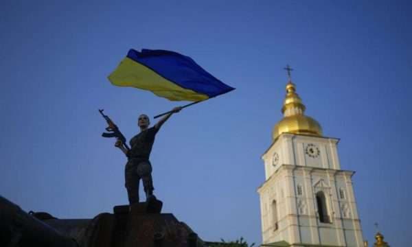 Ukraina në pritje të sistemit raketor nga Amerika