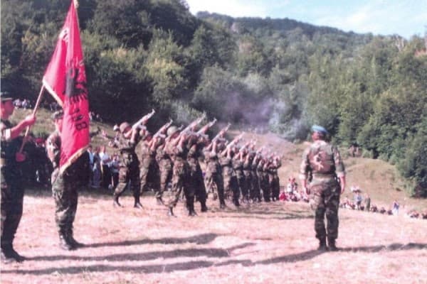 24 vjet nga beteja e Shkëmbit të Gradinës
