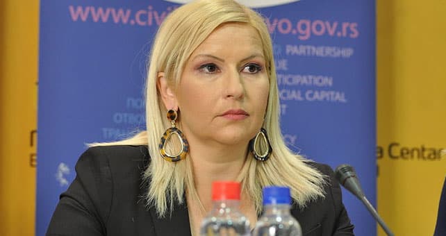 ​Ish-ministrja serbe: SNS-ja po bëhet gjithnjë e më radikale