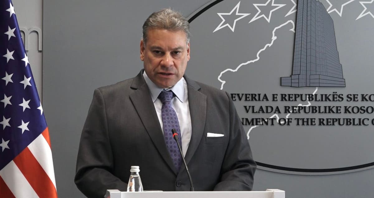 Escobar: Kosova dhe Serbia ta zbatojnë marrëveshjen deri në fund të verës