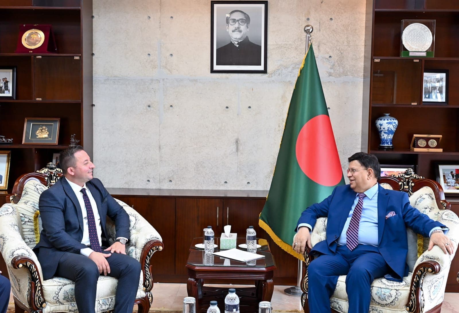 Ministri Mehaj në Bangladesh, kërkon mbështetje në procesin e njohjeve te reja