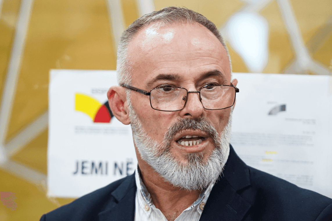 Gashi: Mbi 65% e shërbyesve civilë janë dëmtuar me ligjin e pagave