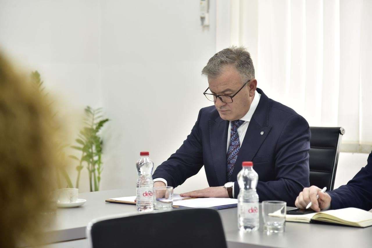 Sekretari i MSh-së vihet në krye të Bordit të ShSKUK-së