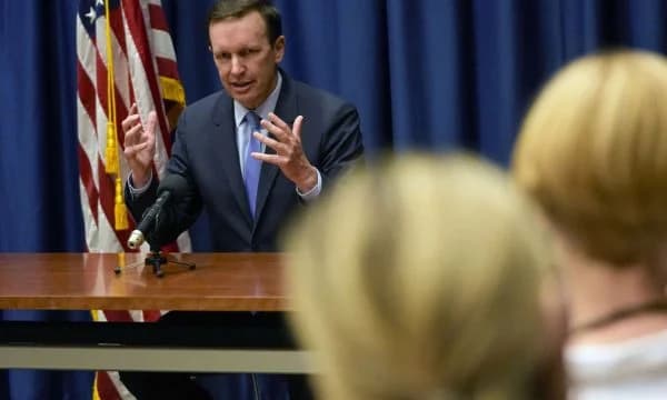 Murphy: Serbia s’ka të ardhme me Rusinë, s’është konstruktive të qëndrosh pranë Putinit