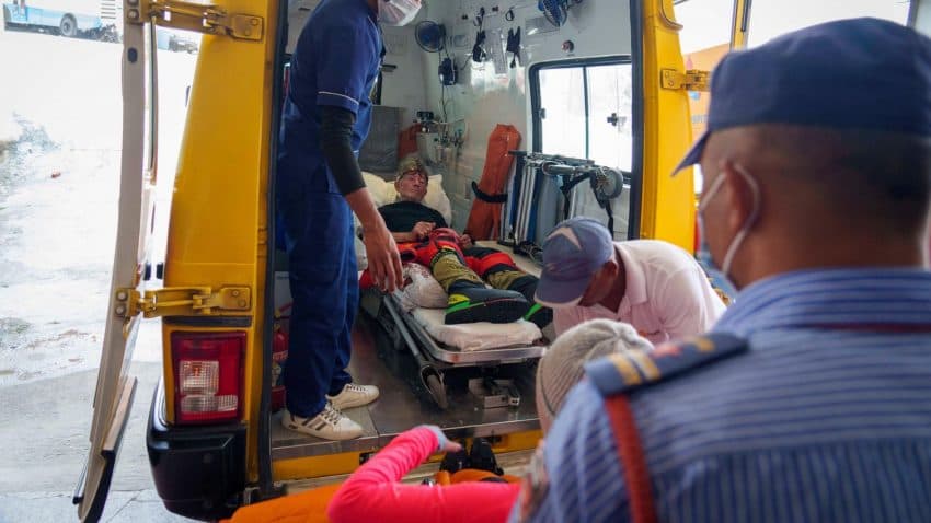 Alpinisti 84-vjeçar u shpëtua nga mali në Nepal teksa synonte rekord