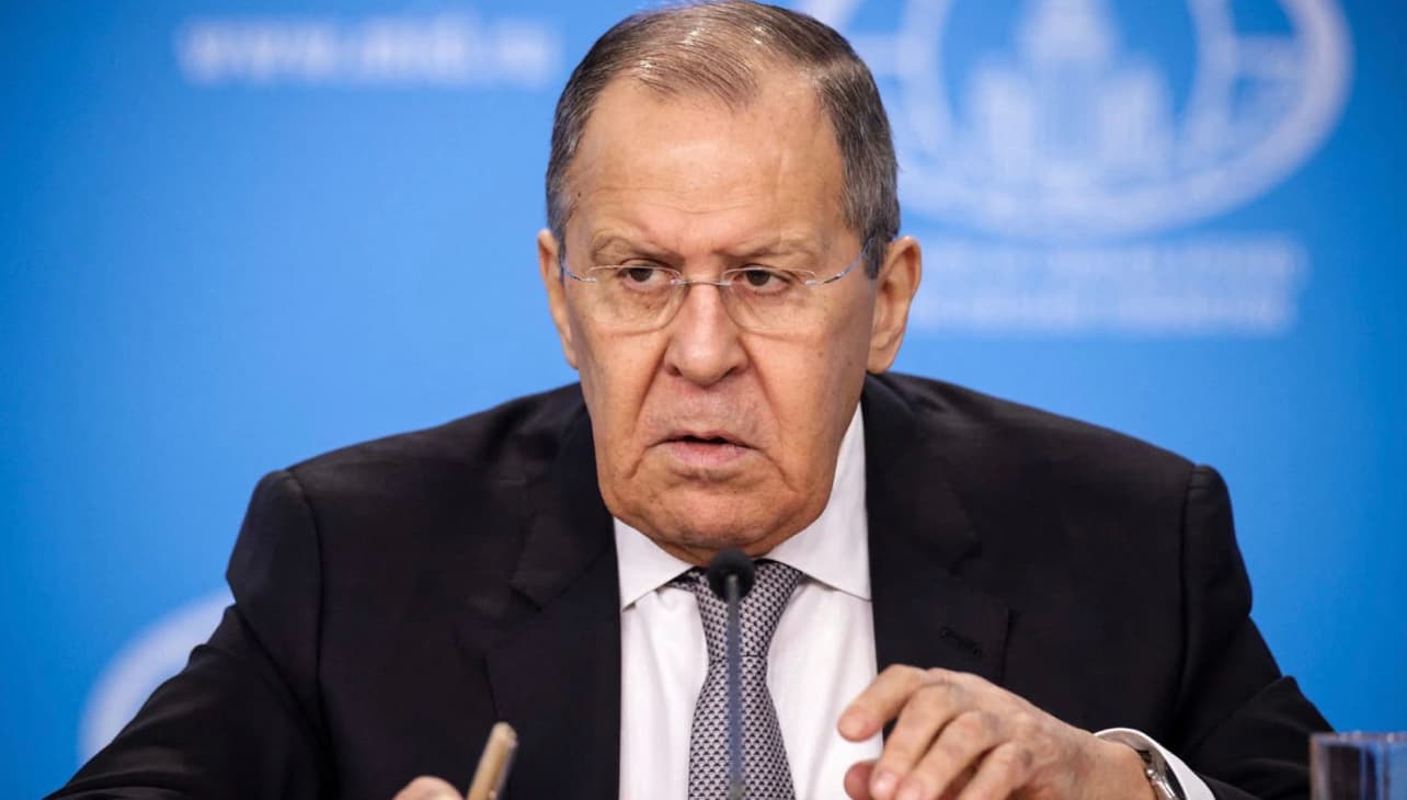 Lavrov paralajmëron: Situata në Kosovë mund të provokojë konflikt të ri në Evropë