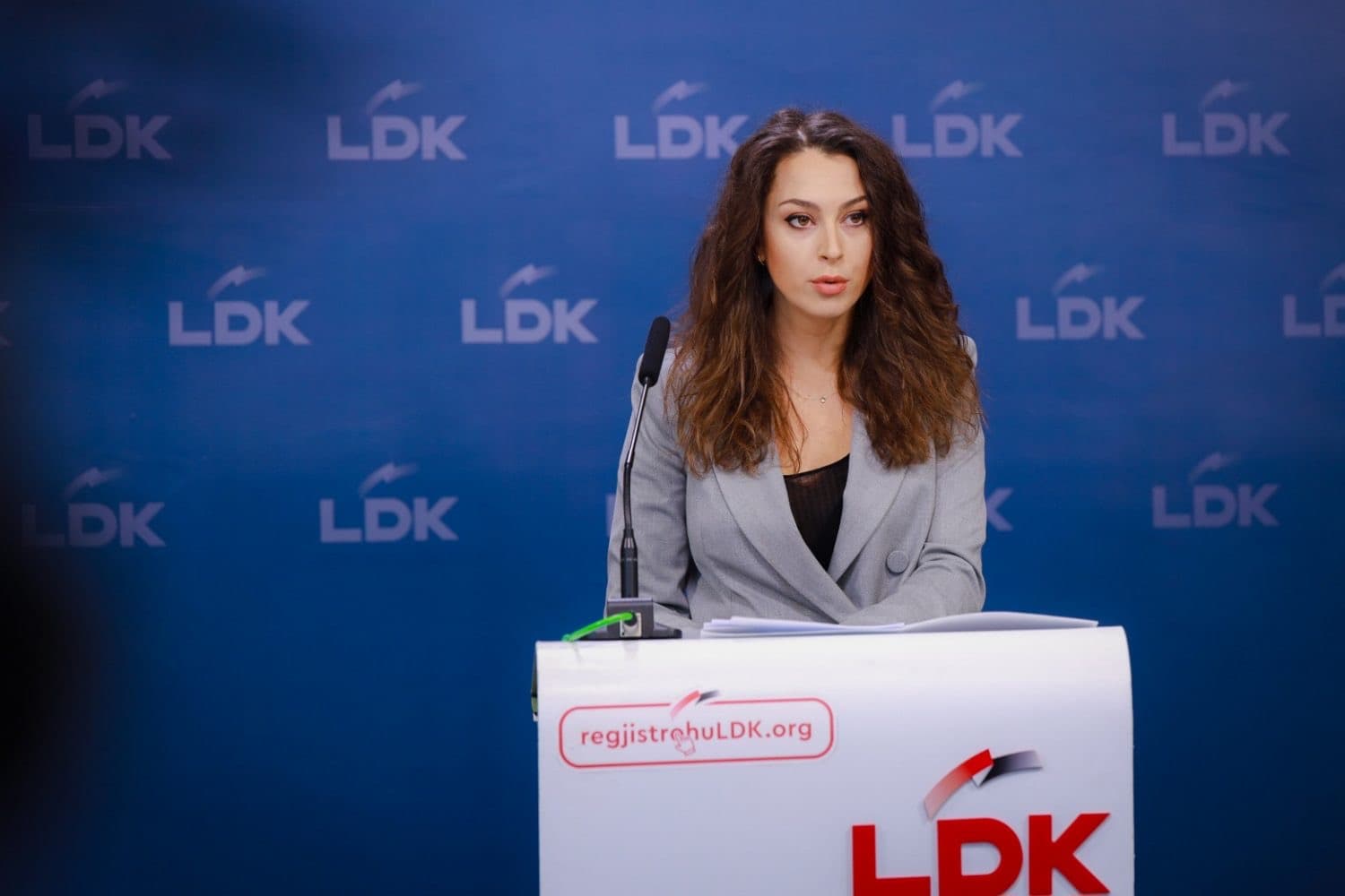 Deputetja e LDK-së: Qeveria po bën “reforma” eksperimentale në drejtësi