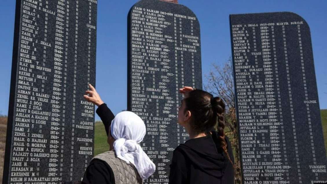 41 hetuesit për krimet e luftës, por mungesë të prokurorëve
