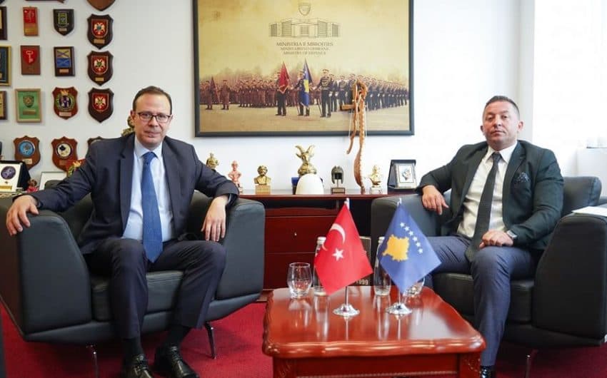 Mehaj priti në takim ambasadorin turk, diskutuan për thellim bashkëpunimi