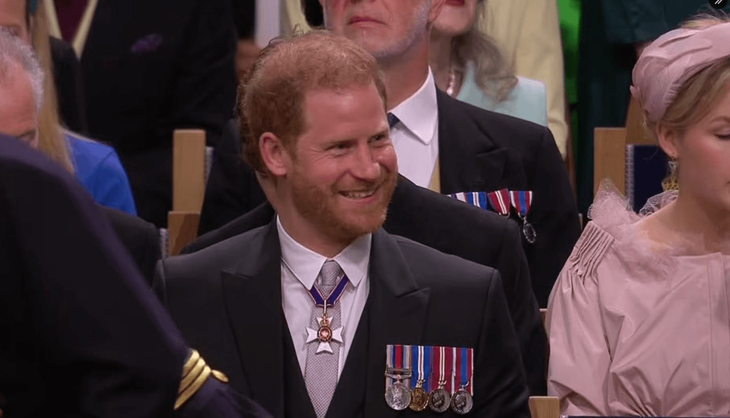 Harry shkon në kurorëzimin e Charles, mungon Meghan
