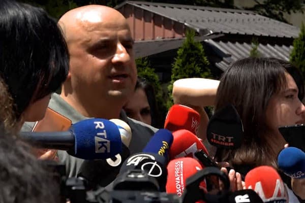 Milosavljeviq: Protestat në veri po zhvillohen të qeta, nesër do të jenë masovike