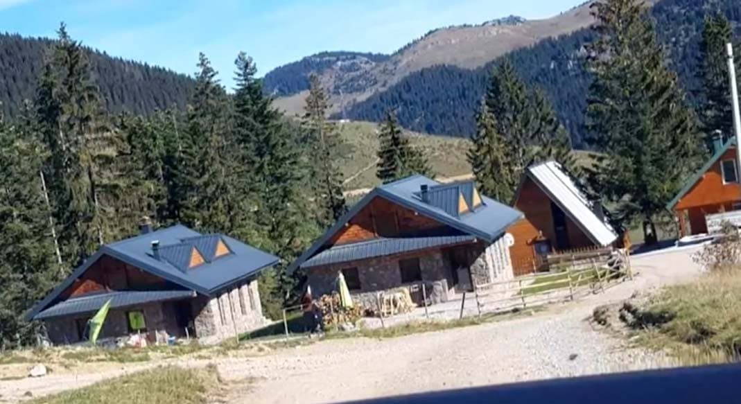 Prokuroria e Pejës ngre aktakuzë për ndërtimin e vilave në Rugovë