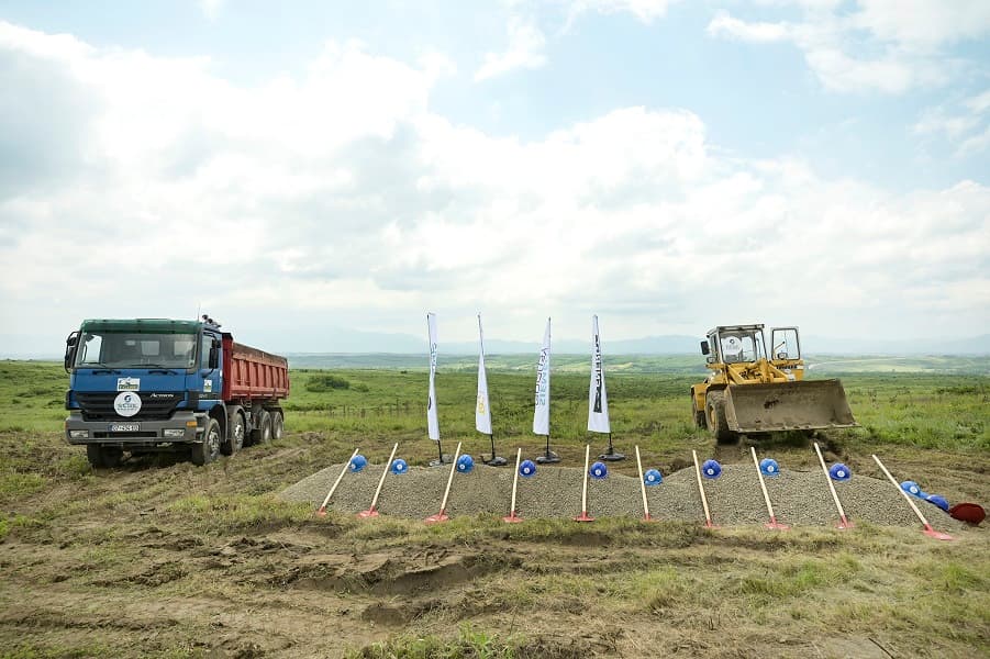 Nisin punimet për termocentralin diellor me kapacitet 150 MW