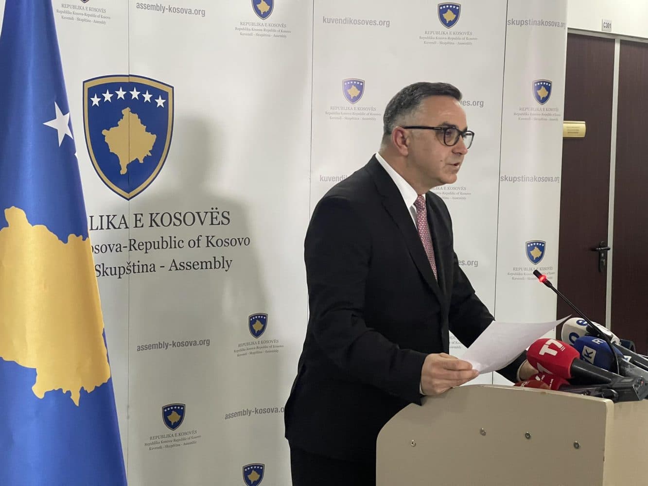 AAK-ja kërkon mocion mosbesimi për Qeverinë