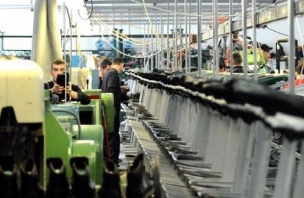 ​Bie qarkullimi i industrisë minerare e gurore dhe asaj përpunuese