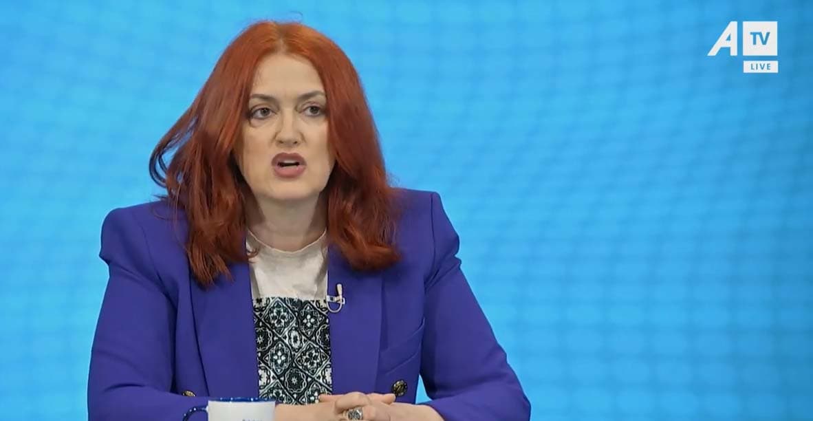 ​Hoxha: Pushteti është i kapur nga krimineli Radojiçiq