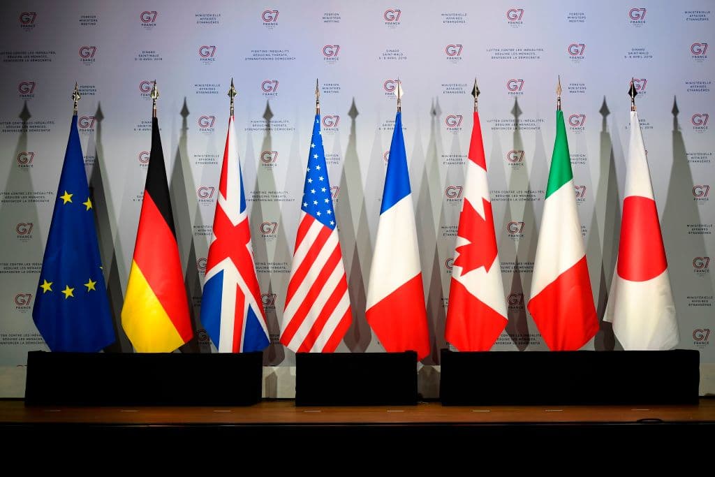 Ministrat e Financave të G7-ës zotohen për mbështetje për Ukrainën