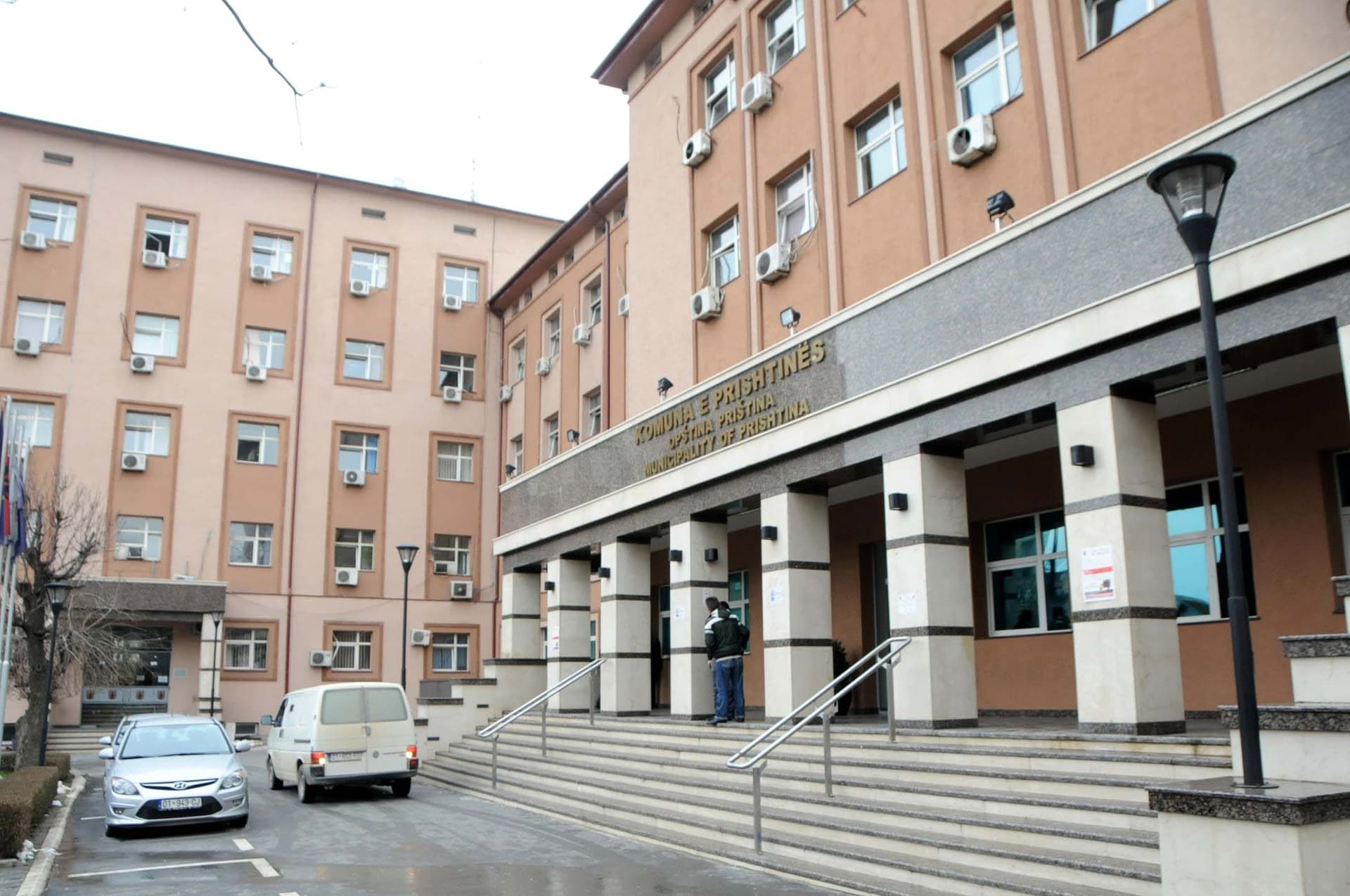 VV e PDK në Prishtinë të shqetësuar me mospjesëmarrjen e qytetarëve në planifikimin e buxhetit