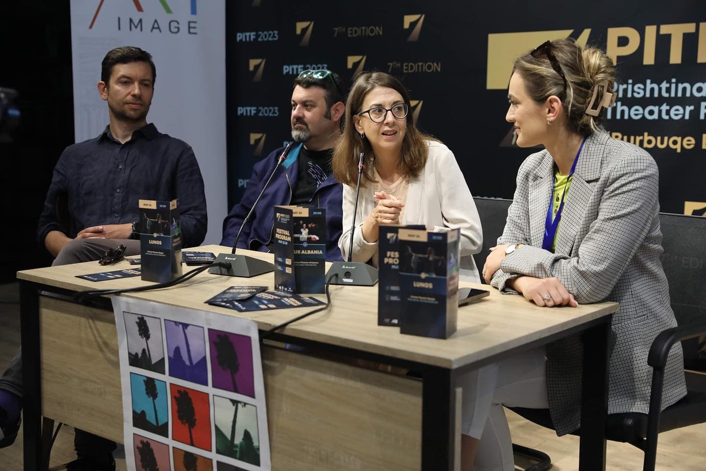 “Një nga festivalet më të mira në Evropë” – regjisori dhe aktorët nga Maqedonia e Veriut vlerësojnë lartë PITF, ndërsa sjellin shfaqjen “Lungs” në natën e pestë