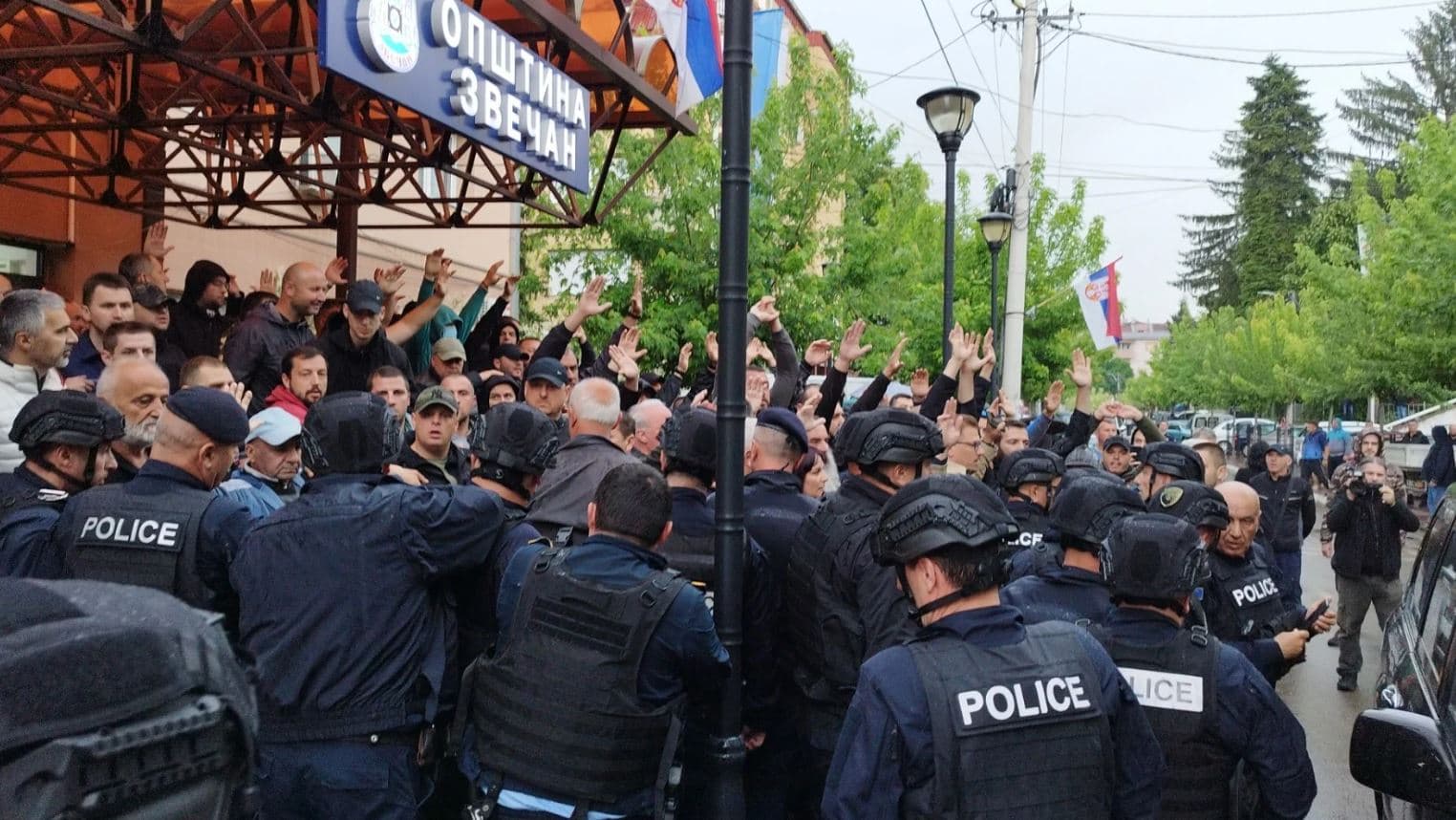 Media serbe: Simboli i FSK-së në helmetat e policëve në veri të Kosovës