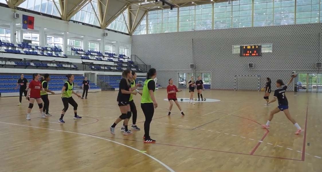 Skuadra e Istogut në handboll në konkurrencën e fermave synon titullin e tretë