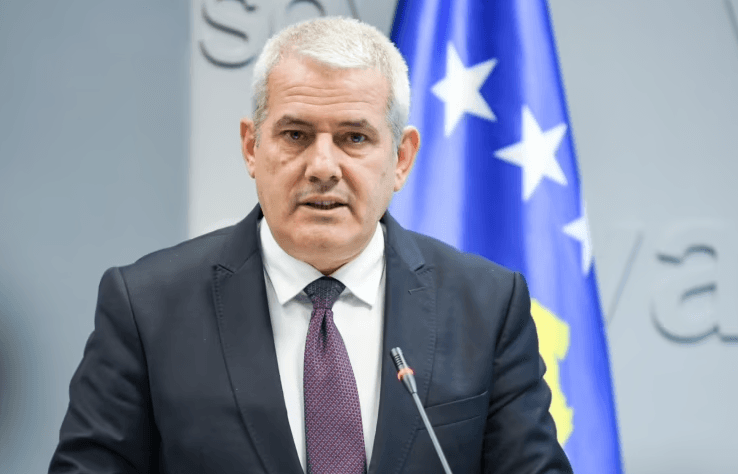 Sveçla flet për makinën e konfiskuar në Veri, të cilën po e kërkonte policia në Gjermani