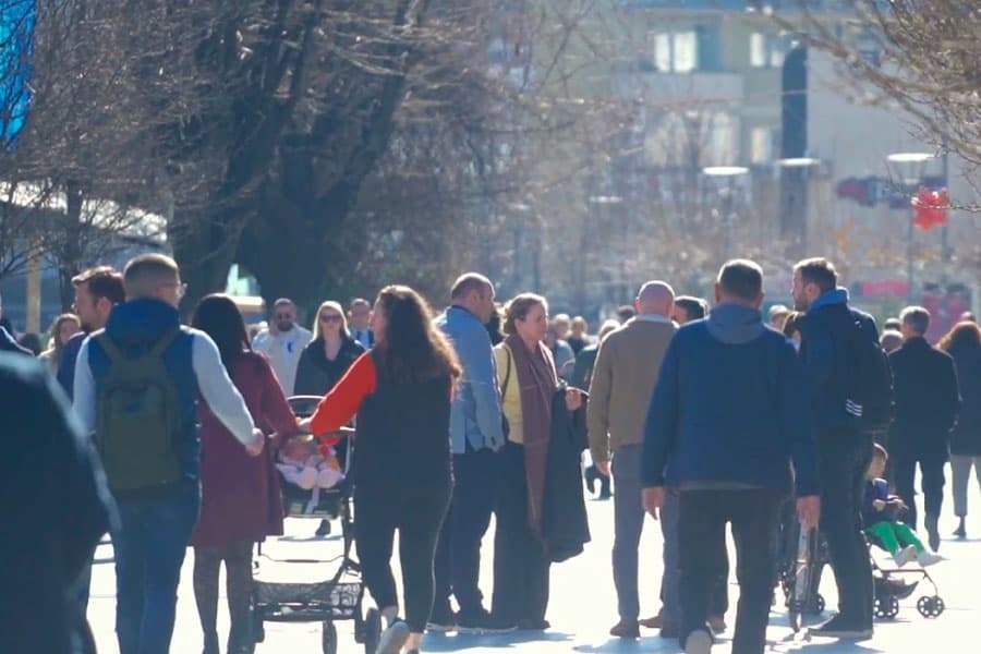 Rreth 100 mijë të rinj të papunë, shkollë e trajnime, ASK: Ky numër në rritje