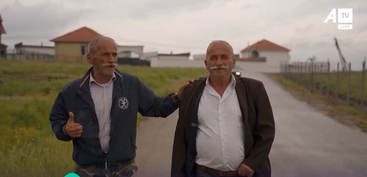 “Pa i pasë krahët e shqiponjës zor është me i dal krah Kosovës” – Emocionojnë vëllezërit binjakë që i’u bashkuan UÇK-së