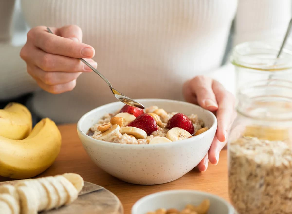Një recetë ditore për “të qetësuar” stomakun e fryrë