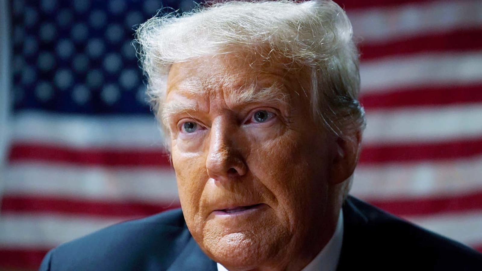 Ish-presidenti Trump akuzohet për rastin e dokumenteve të klasifikuara